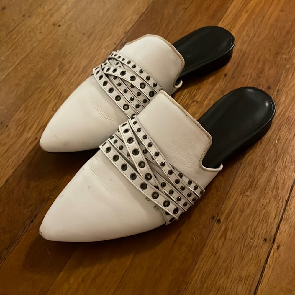 Treasure & bond white mules size 6.5